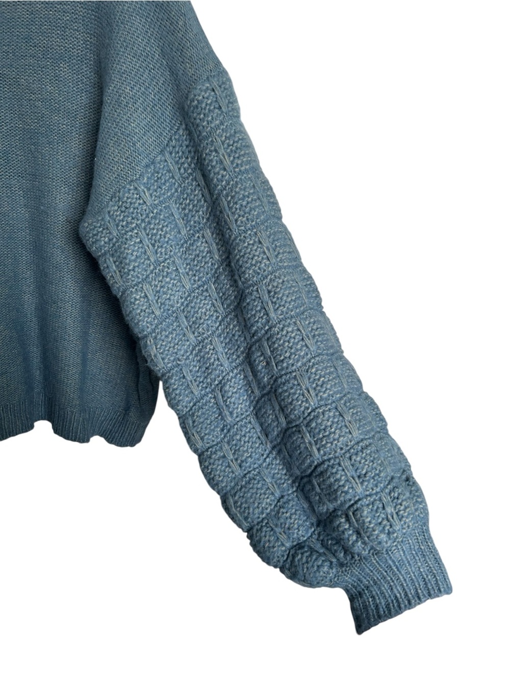 &Merci Boutique Crew neck bubble textured sleeve sweater - Blue Size Medium - Picture 6 of 11
